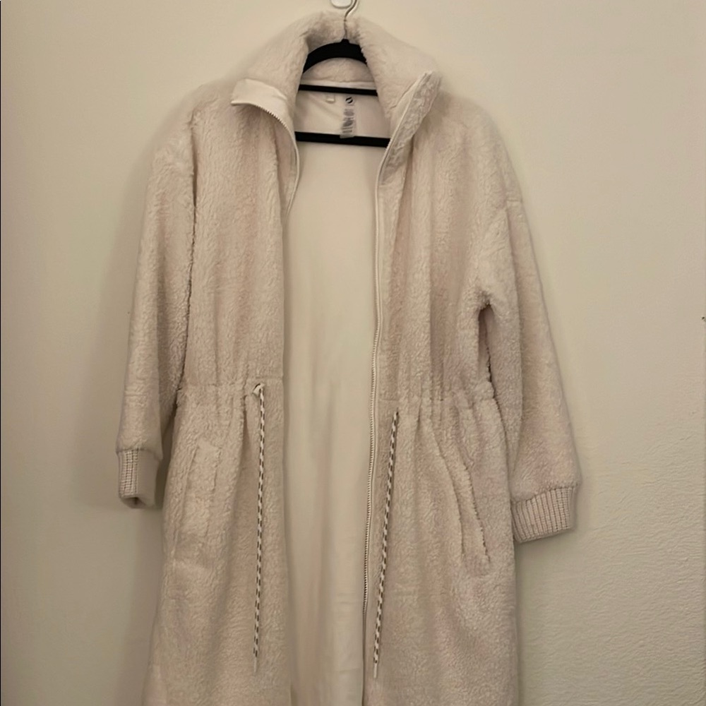 Lou and Grey White Coat